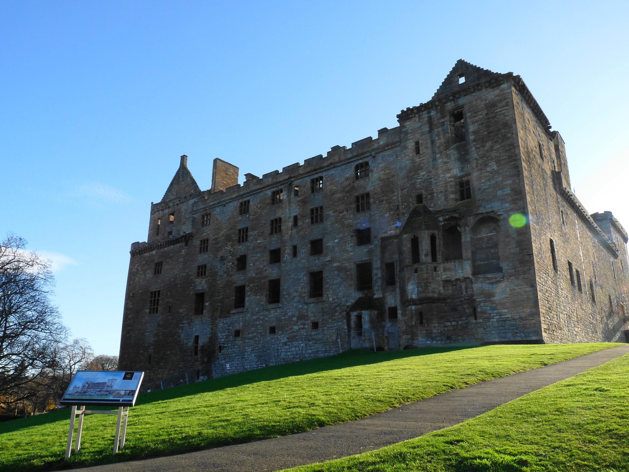 Outlander Linlithgow Palace Tartan Tours Scotland